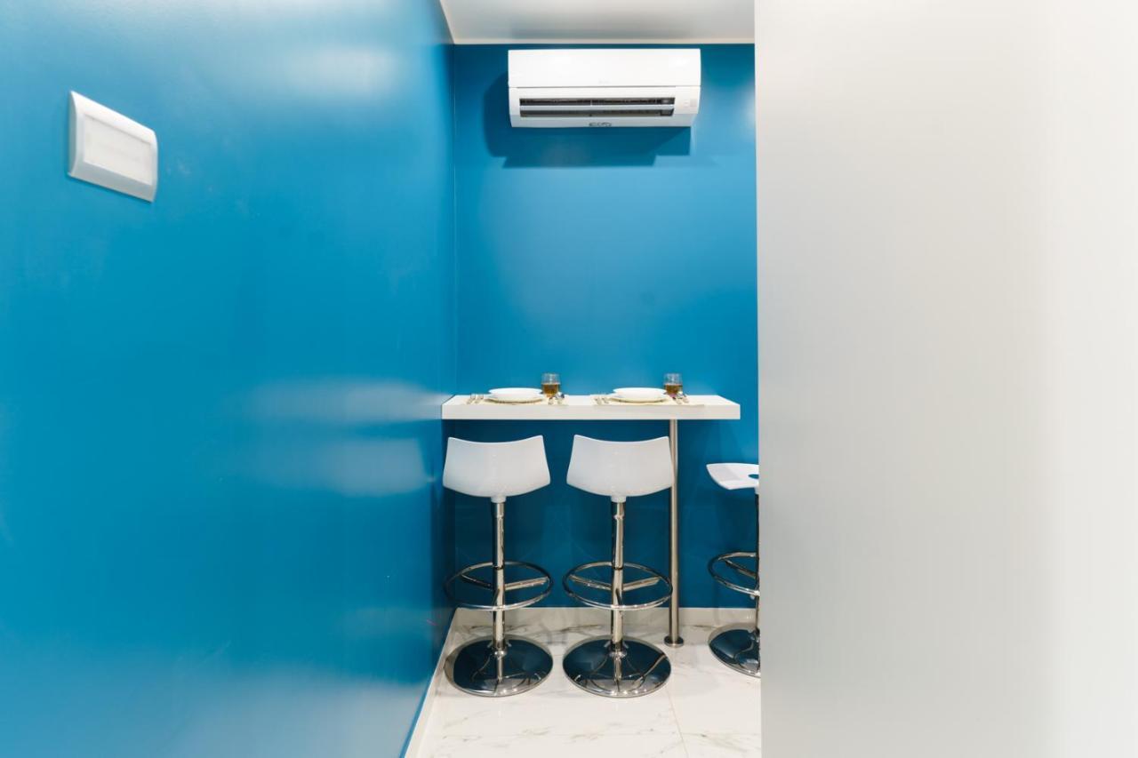 Nuvole Apartment Near The Beach Трани Экстерьер фото