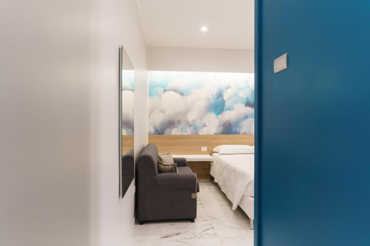 Nuvole Apartment Near The Beach Трани Экстерьер фото